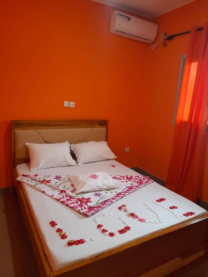 Npangou Appart Kribi Extérieur photo